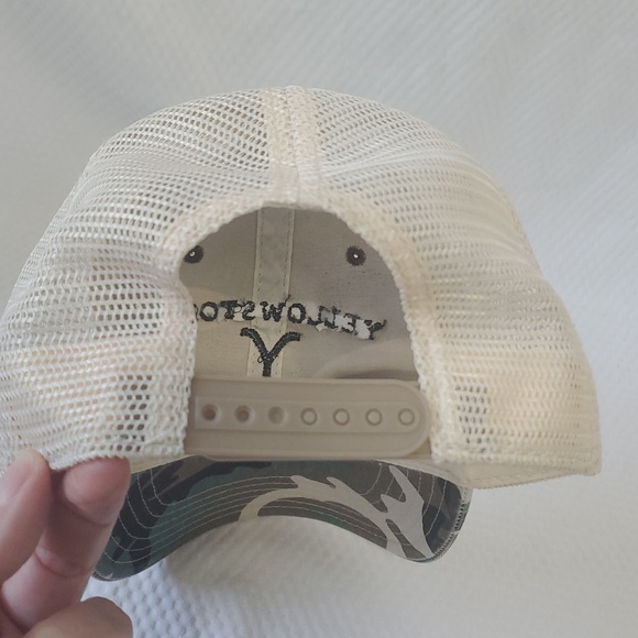 Yellowstone Dutton Ranch Ballcap - Picture 2 of 3